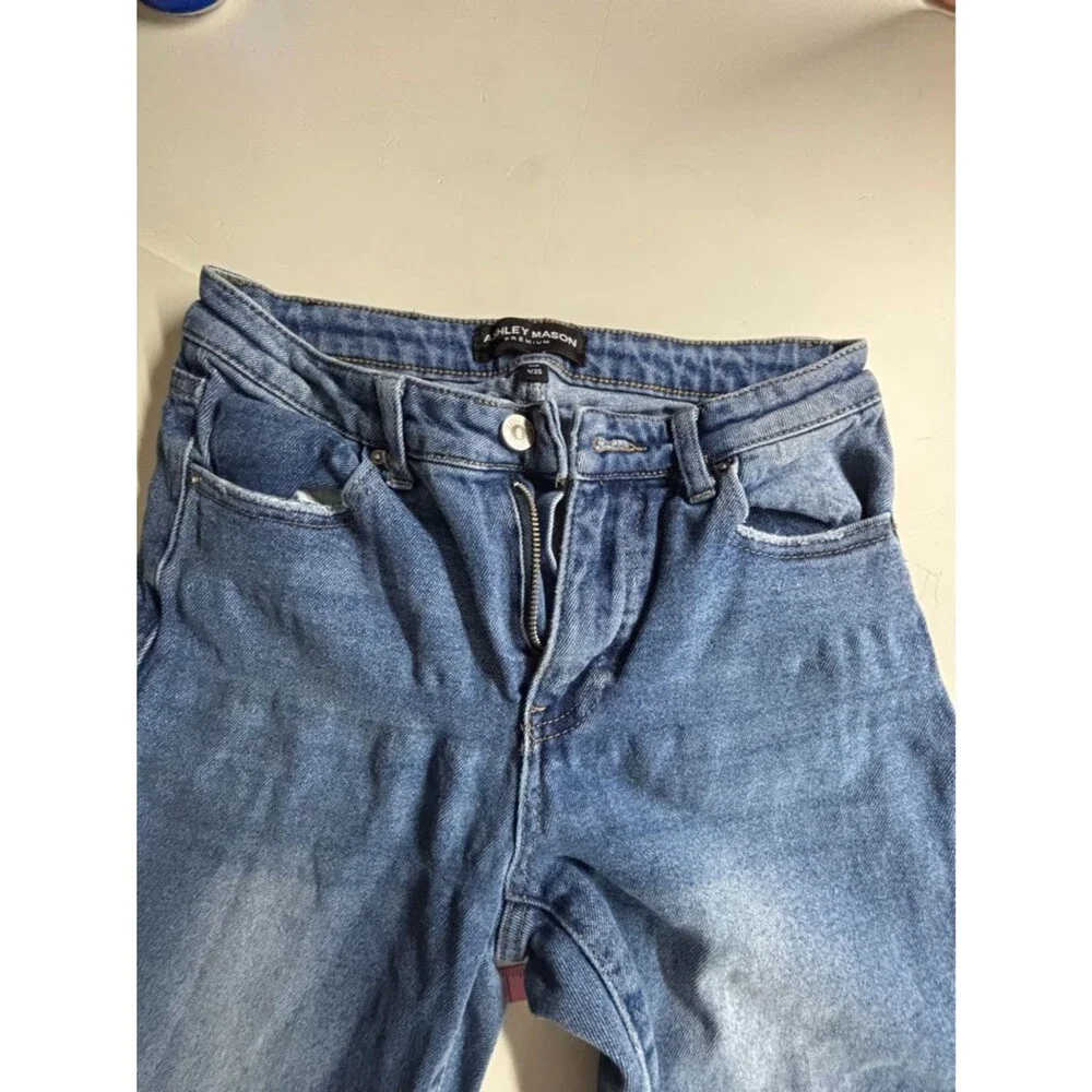 Ashley Mason Straight Leg Jeans - Medium Wash Blue - Picture 4 of 5